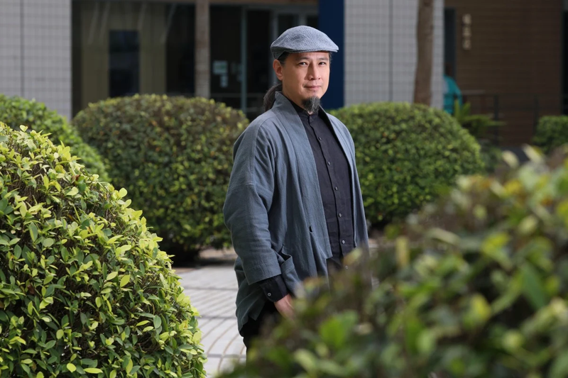 In an era where artificial intelligence is rapidly evolving, De Kai — a leading AI scientist at the Hong Kong University of Science and Technology — urges the world to shift how it thinks about AI. Rather than treating it as a geopolitical arms race betwe