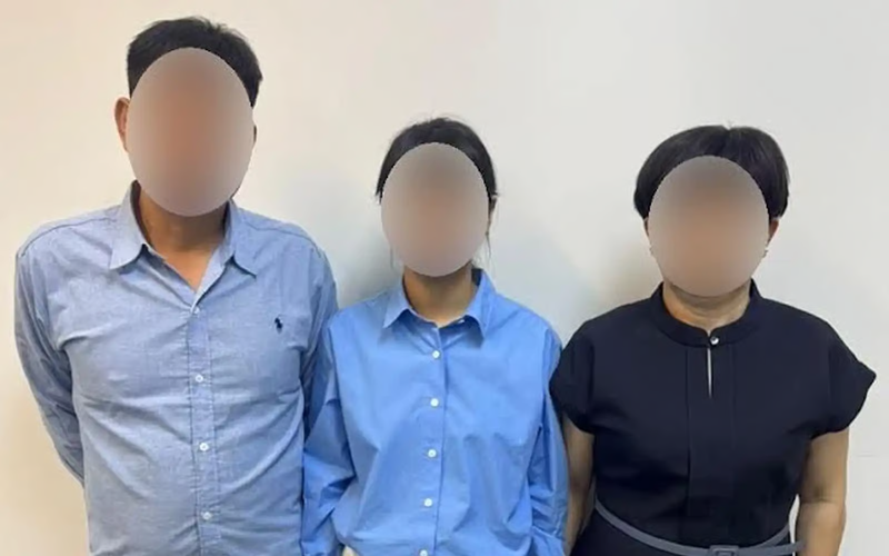 2e156bba-tiga-warga-china-imigresen-emel-pic-020426