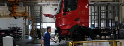 China’s Industrial Profits Lose Steam as Weak Domestic Demand Pushes More Factory Pressure Toward U.S. Markets